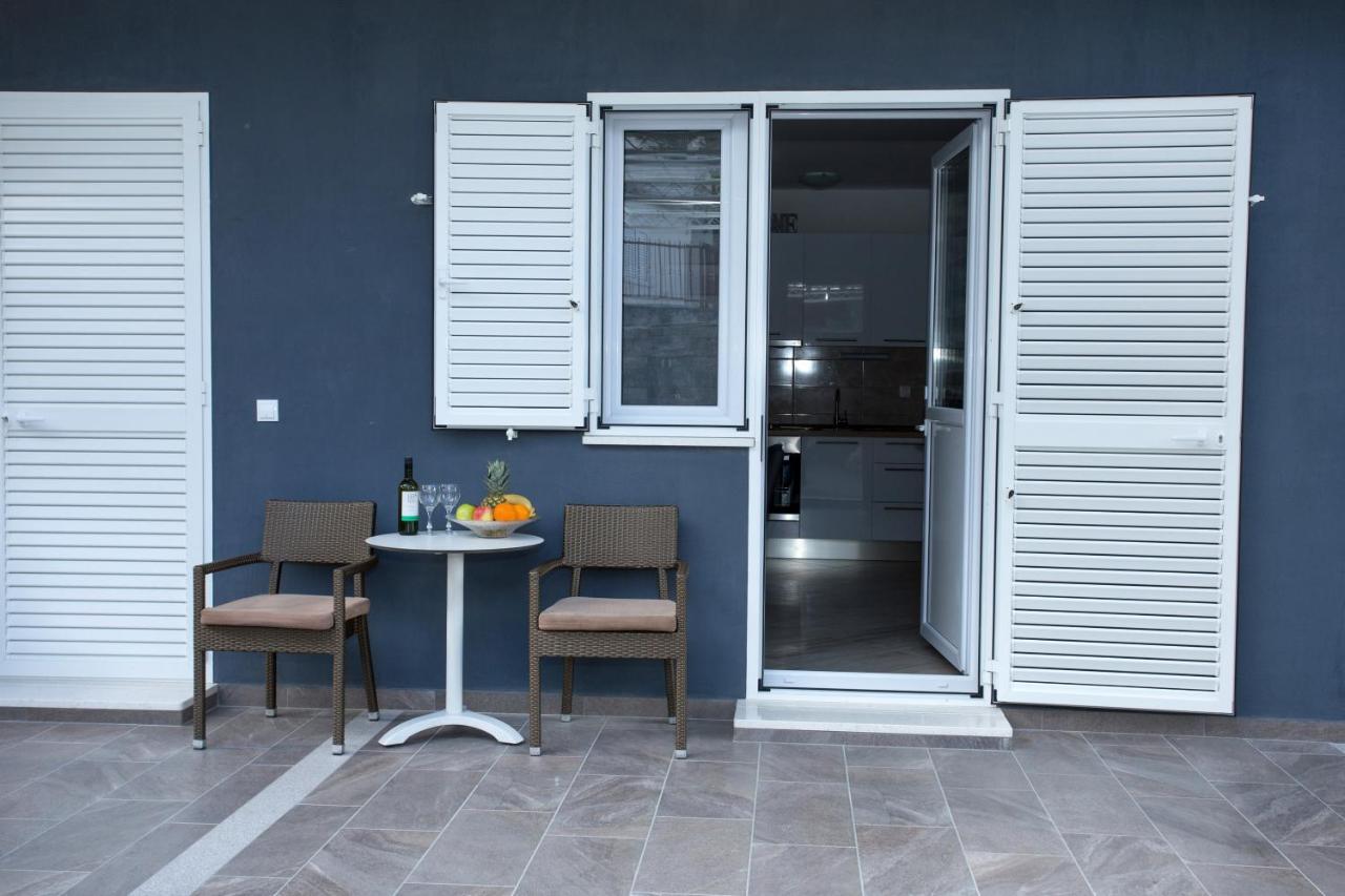 Apartments Magdalena Stobrec Exterior photo